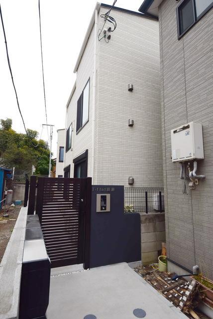 アパート 中古 足立区綾瀬 利回り5.8% 木造 築5年